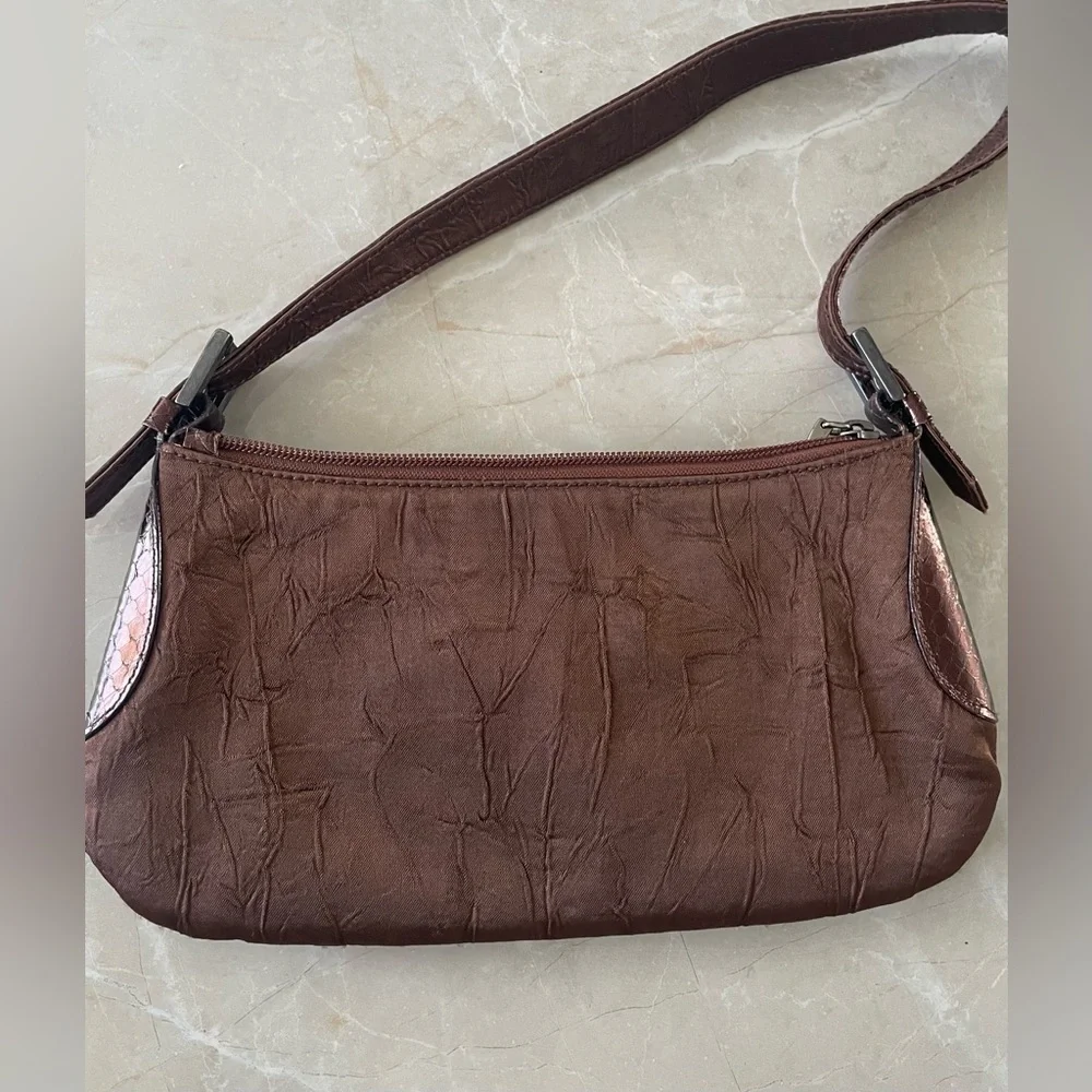 Vintage Bruno Magli •russet colored •Made in Italy •Leather fabric handbag